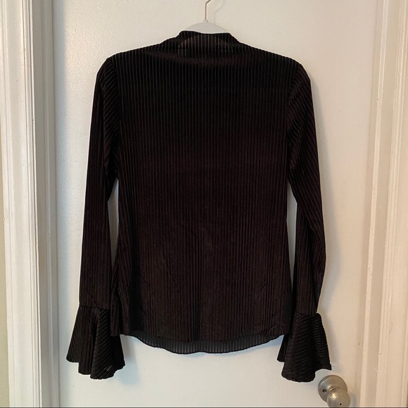 Flutter Sleeve Velvet Top - “Corduroy” Lines - Picture 4 of 4